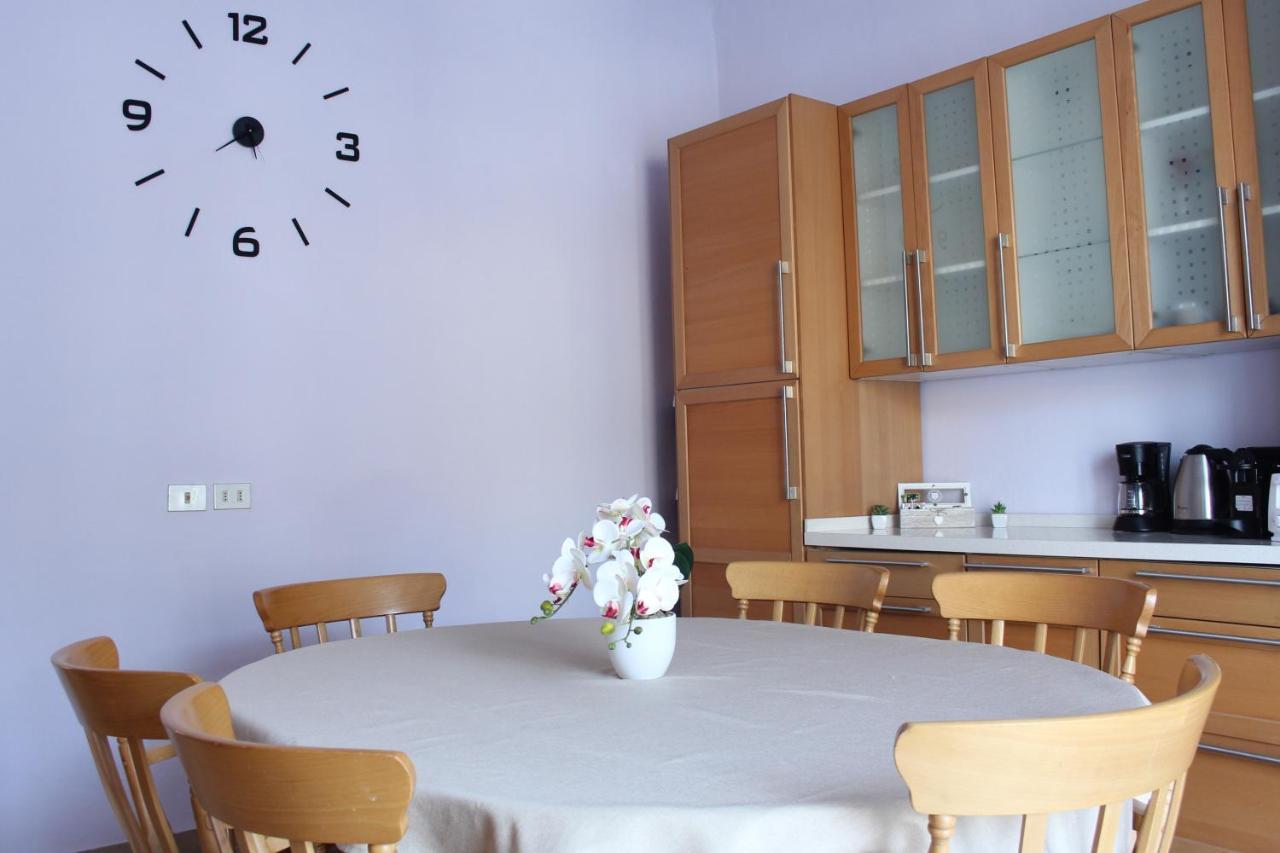 L' Oasi Del Cervo - Casa Con Giardino E Posto Auto, Uscita Autostrada A11 Βίλα Φλωρεντία Εξωτερικό φωτογραφία